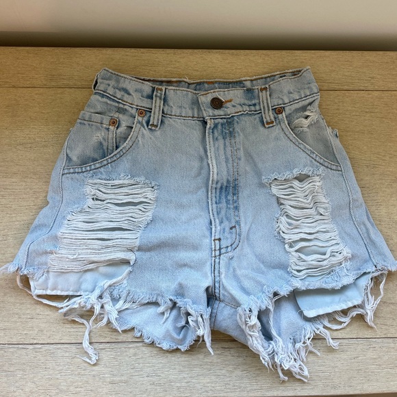 Vintage Levi Thrasher Jean Shorts Light 